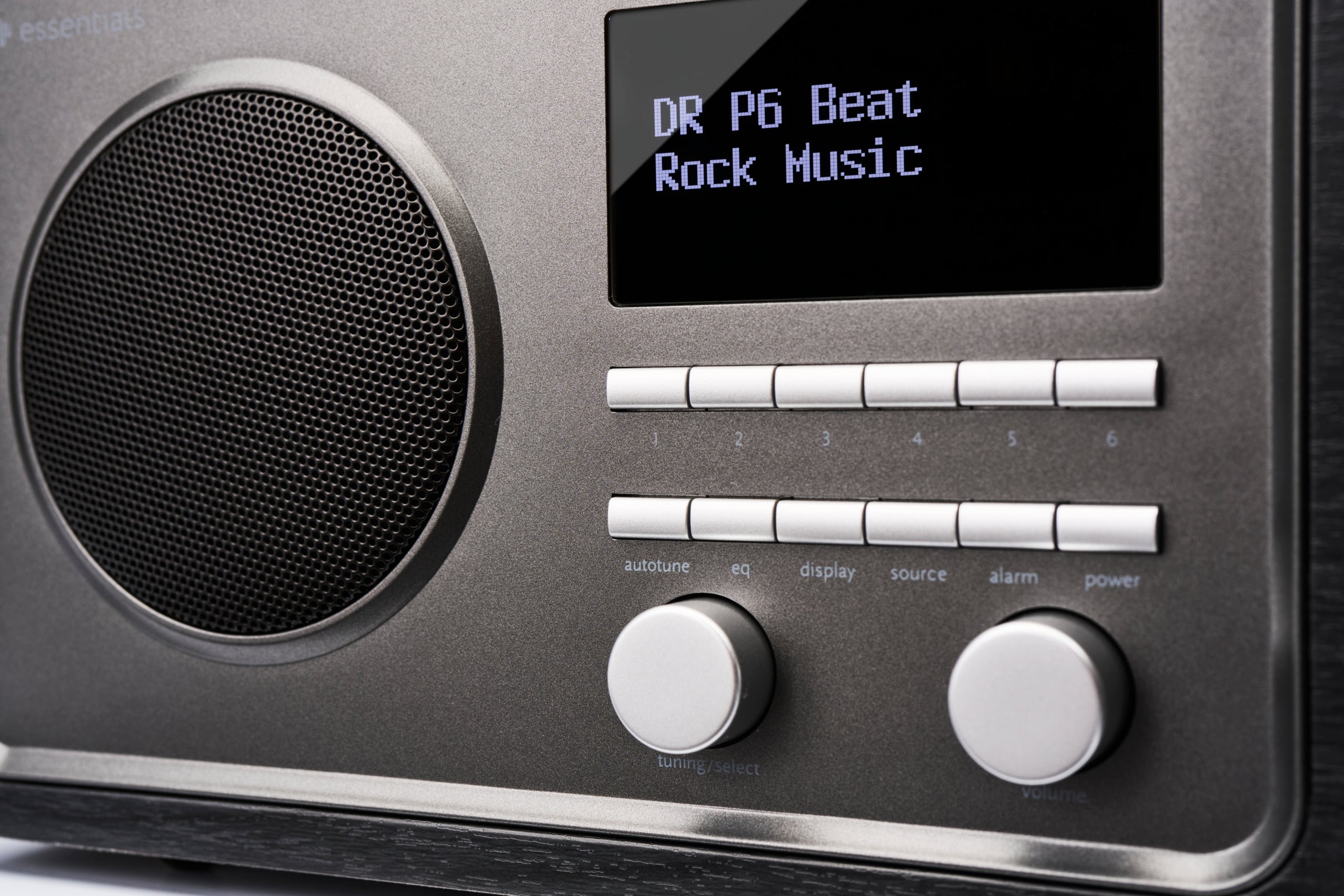 Essentials Radio1 image 7